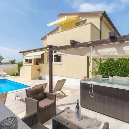 Gimy Villa&App 1 Porec Gedići Extérieur photo