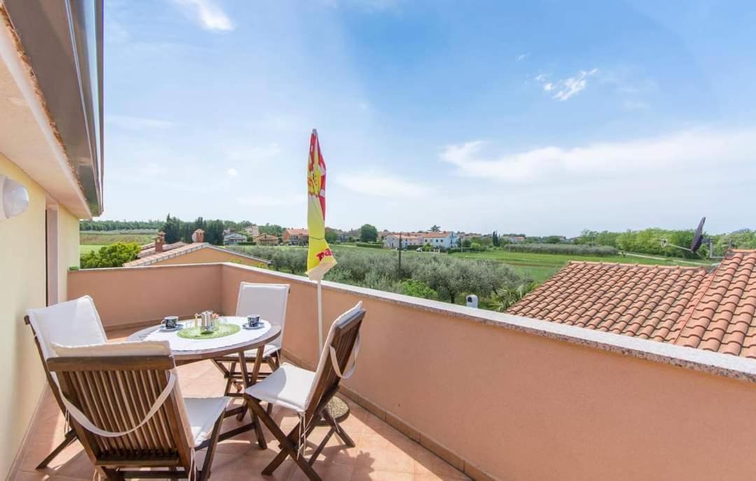 Gimy Villa&App 1 Porec Gedići Extérieur photo